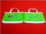 Customize the non-woven bags with yoour own logo