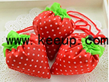 Strawberry shape folding shopping bag