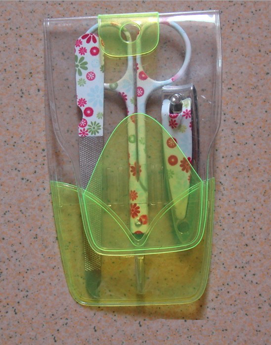 Transparent PVC Manicure Set