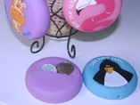 Squeezable round style coin purse keyring