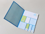 Removable sticky note pad with paper cover